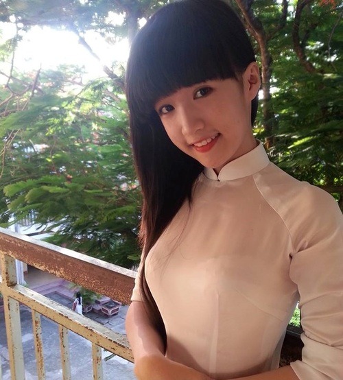 大岩最新吃播视频